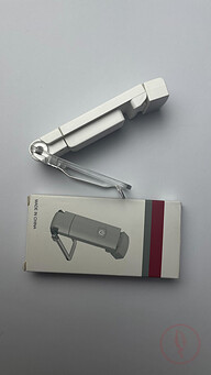 রিডিং ল্যাম্প (reading lamp)