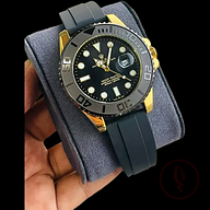 Luxury Premium Quality Rubber Belt Watches For Men 